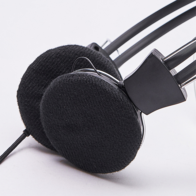 Fone de ouvido com fio de computador