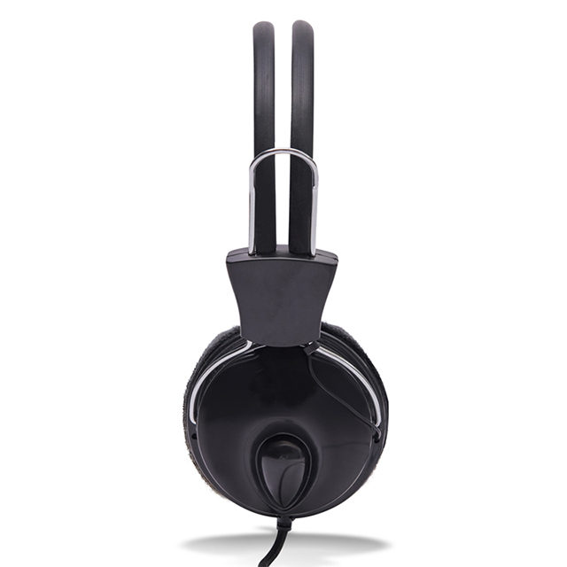 Fone de ouvido com fio de computador